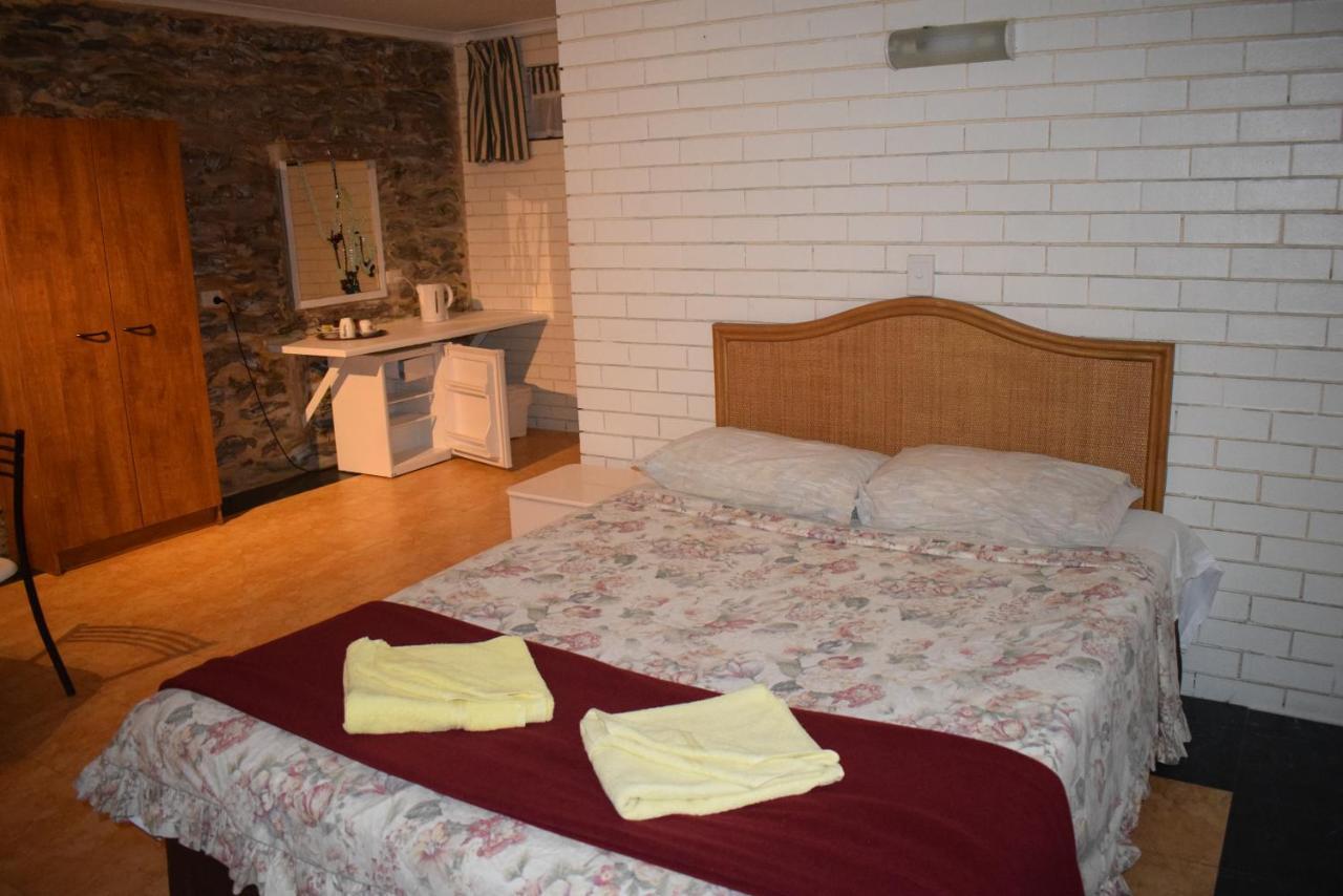 Queenslander Motel 골드코스트 외부 사진