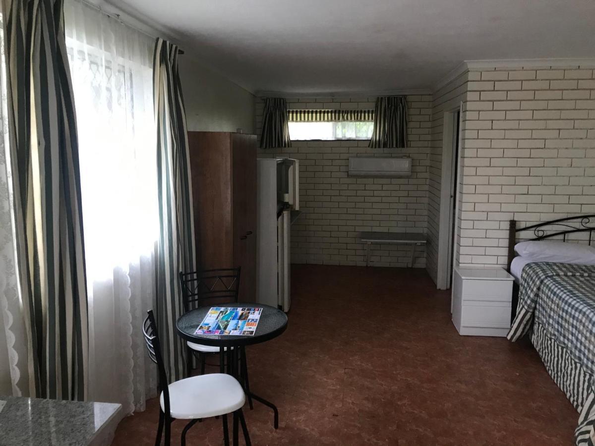 Queenslander Motel 골드코스트 외부 사진